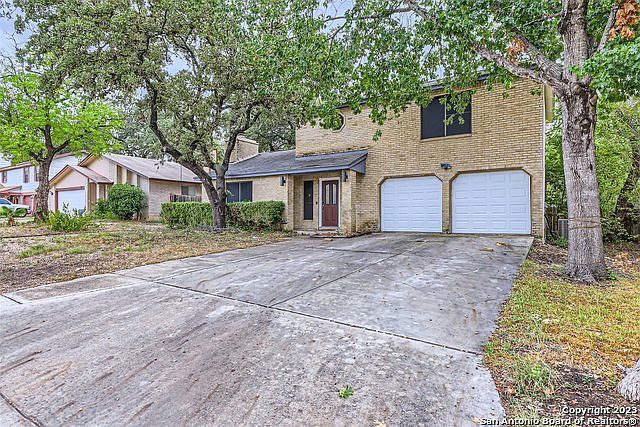 1st image of 7258 FLAMING FOREST ST