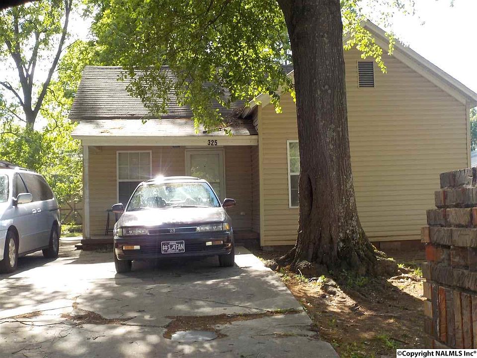 2nd image of 325 12th Ave NW