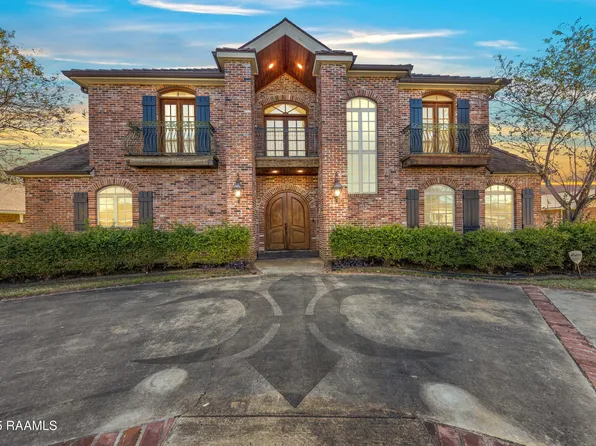 113 W Hoyt Ave, Crowley, LA 70526