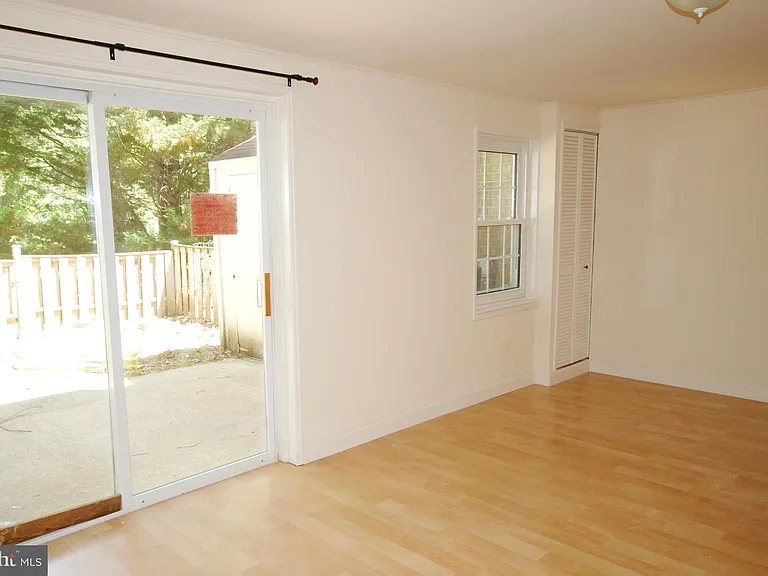 7 Hyacinth Ct #7 — Photo 13
