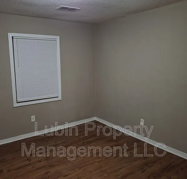 1221 Tahoe Rd — Photo 6