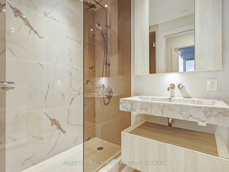 11 Yorkville Ave N #4402 — Photo 23