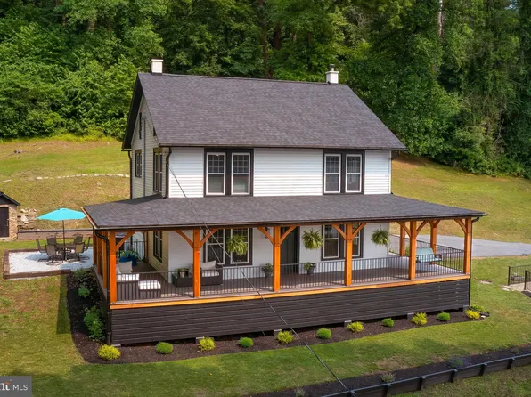 1428 River Hill Rd, Pequea, PA 17565