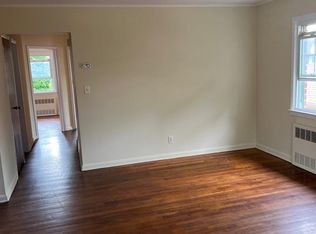 1407 Bay 28th St #1, Far Rockaway, NY 11691