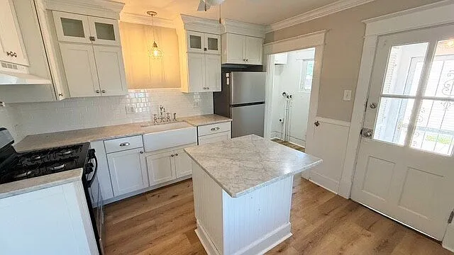 2012 S Olive St — Photo 8