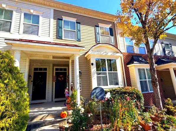 2984 Chinkapin Oak Ln, Woodbridge, VA 22191
