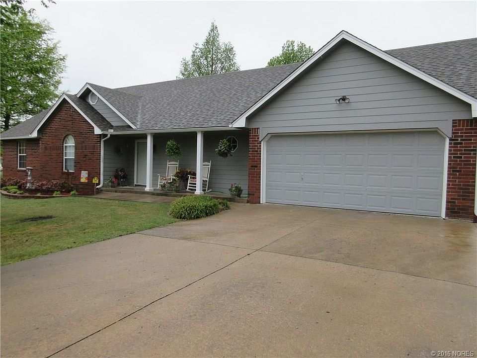 1st image of 17590 Owalla Valley Dr