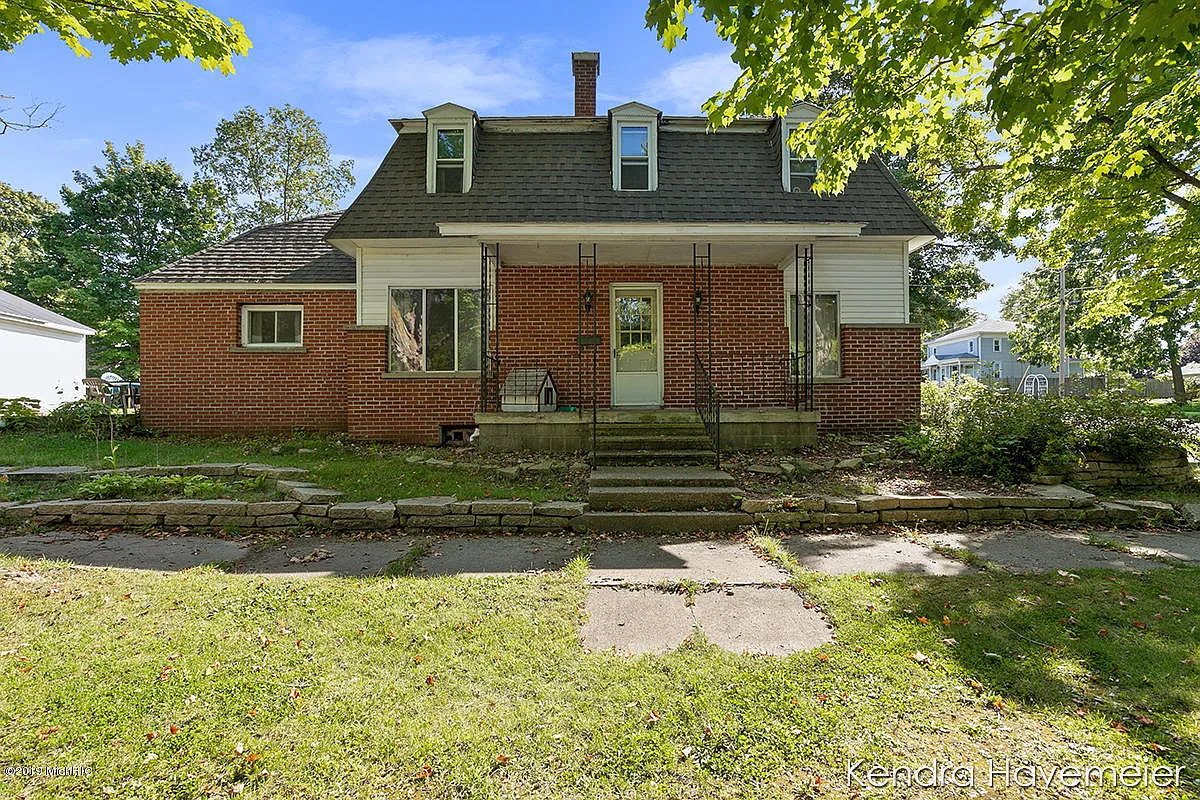 904 Pearl St photo 1