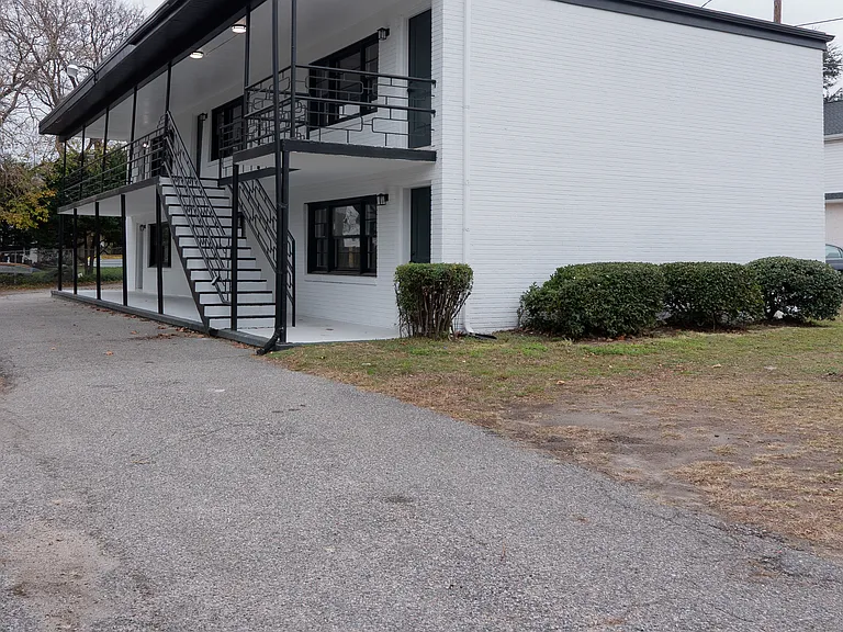 9619 Capeview Ave #D — Photo 1