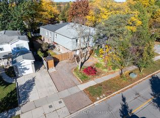 124 Springhead Gdns, Richmond Hill, ON L4C 5C4