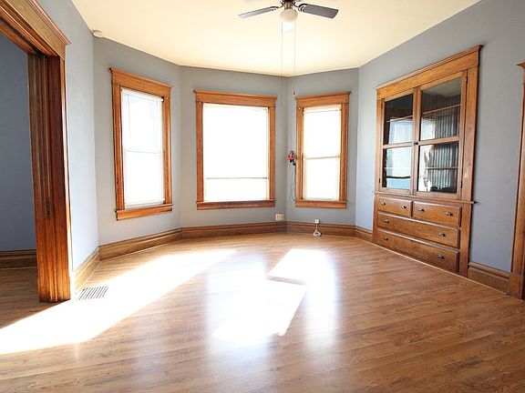 5th image of 147 N 10th St