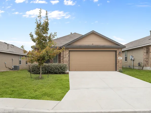 4047 FORT PALMER BLVD, St Hedwig, TX 78152