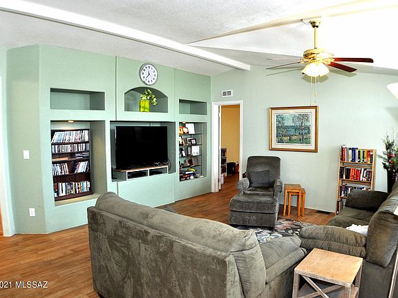 2nd image of 3388 S Rose Gold Ave