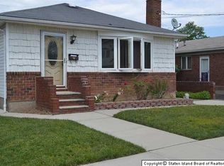 281 Chesterton Ave, Staten Island, NY 10306