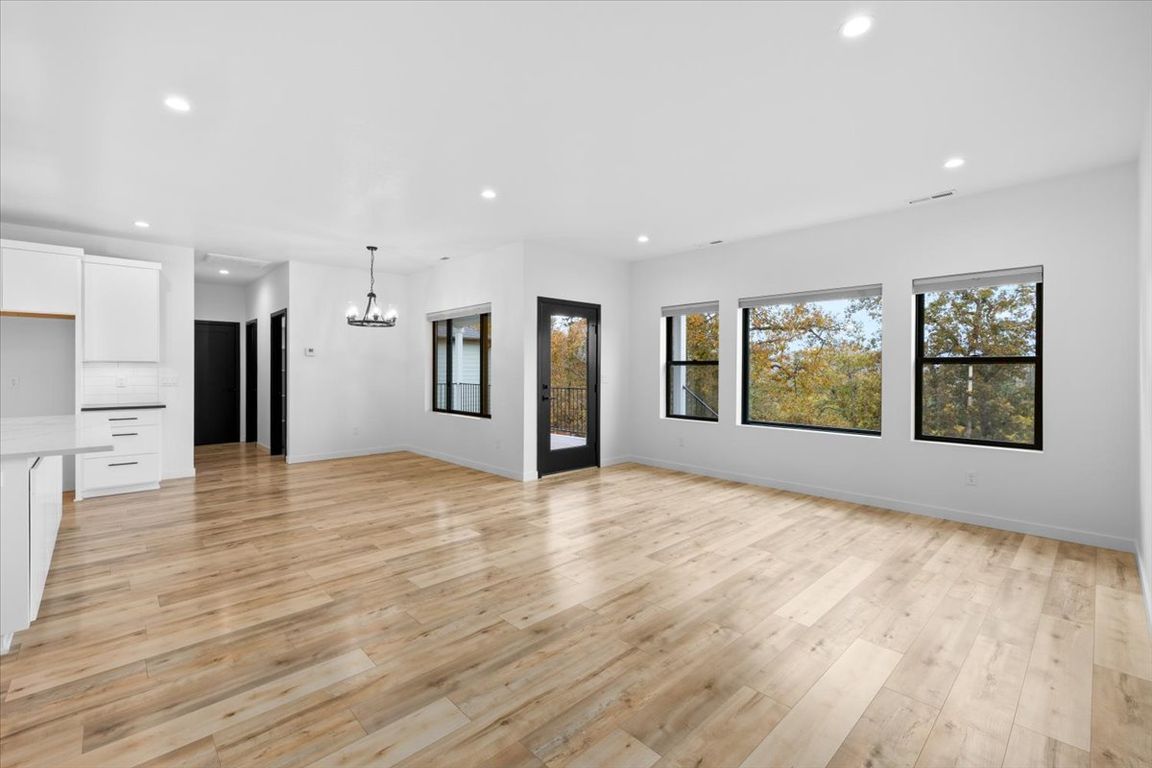 next background image