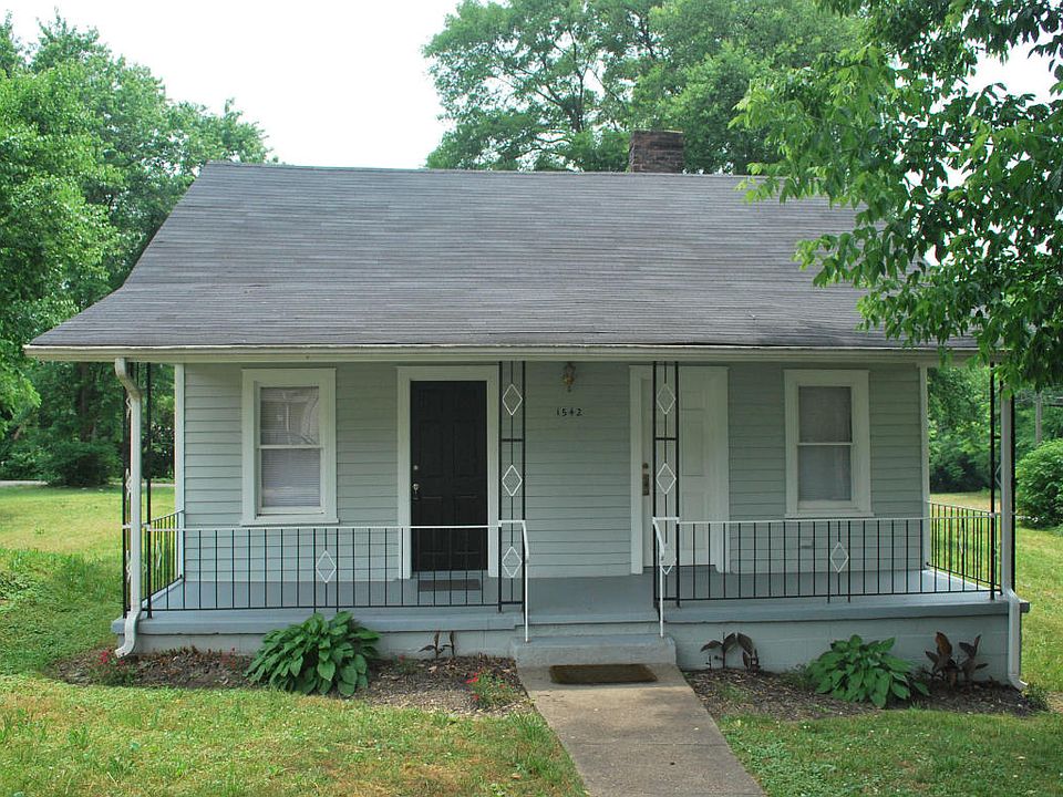 1st image of 1542 Beaumont Ave