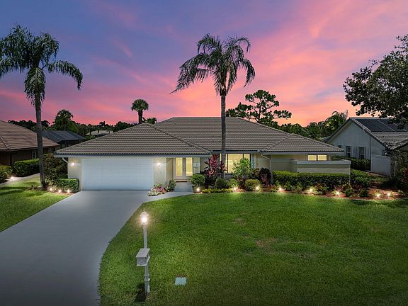 2nd image of 1291 SW Cedar Cove