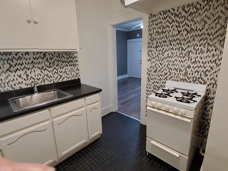 340 Orange Ave #340 — Photo 5