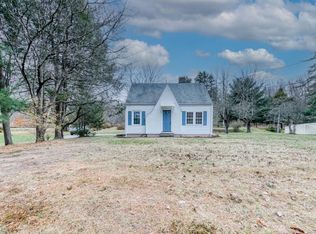 282 Mountain Rd, Glastonbury, CT 06033