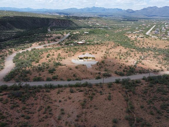 2nd image of 389 Camino Armadillo