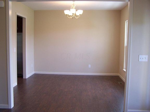 4th image of 5784 Daffodil Ct