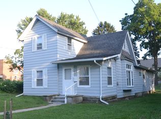 820 Brown St #1, Valparaiso, IN 46383