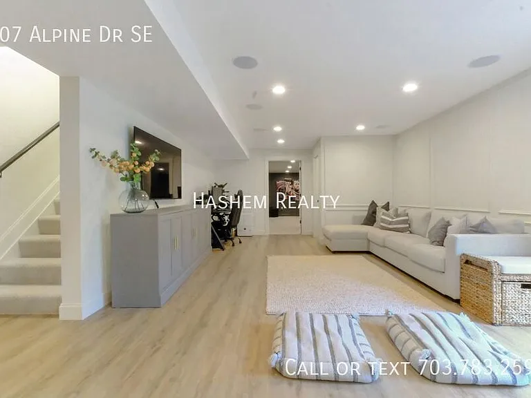 207 Alpine Dr SE — Photo 23