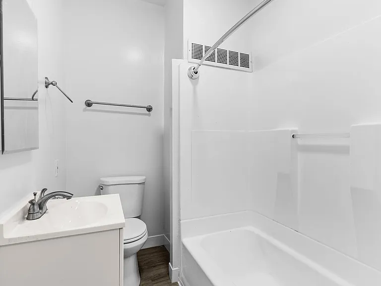 1424 Chestnut Avenue — Photo 13