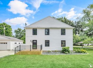 3057 11th St, Monroe, MI 48162