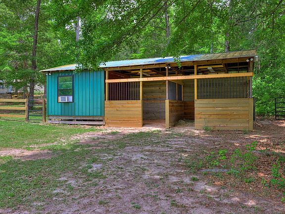 3rd image of 545 Cumbee Trail Rd