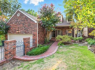 801 Pleasant Valley Dr, Little Rock, AR 72227