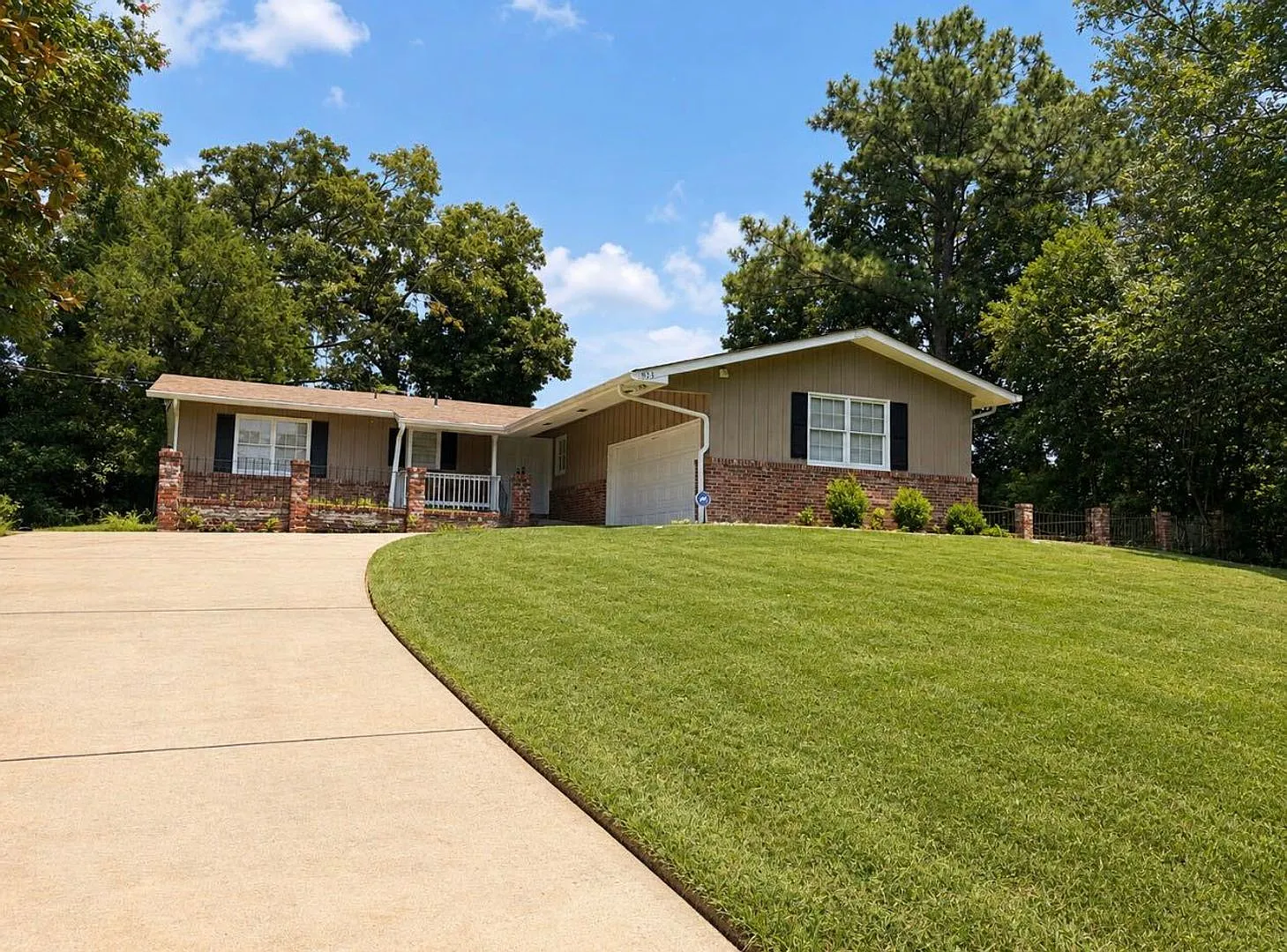 Move-In Ready 4BR/3BA Home with Spacious Layout & Large Yard — Photo 1