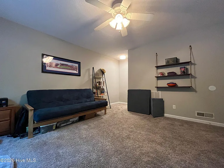 2400 Longleaf Dr W — Photo 27