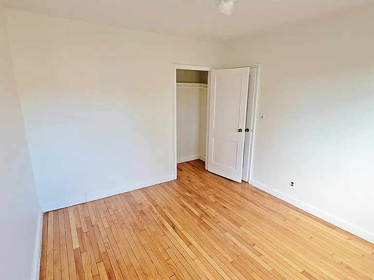 28 Saint Paul St #5 — Photo 13