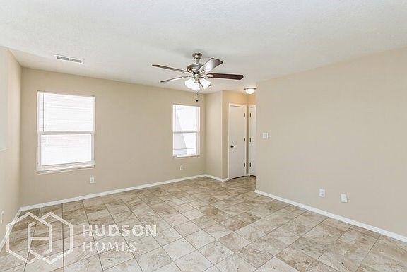 4th image of 8416 Casa Amarilla Rd NW