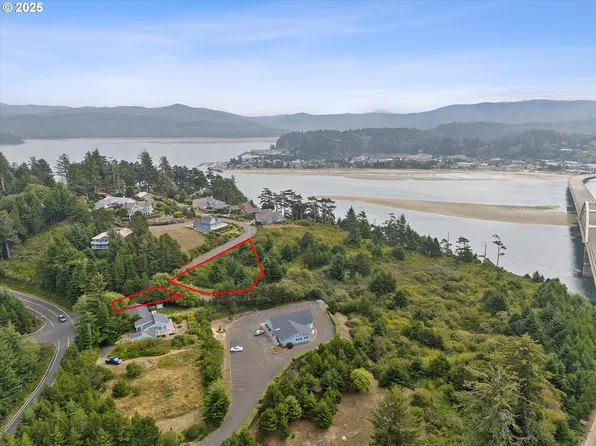 1000 NW Highland Dr #Tl-4003, Waldport, OR 97394