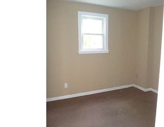 4th image of 5226 W Girard Ave