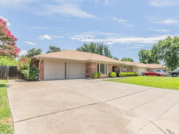 5532 Misty Meadow Dr, North Richland Hills, TX 76180
