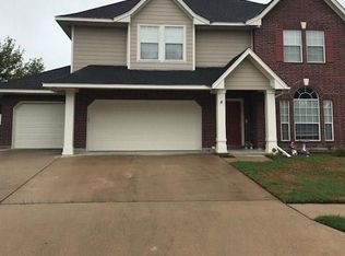 307 Legend Dr, Victoria, TX 77904