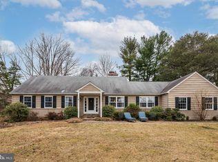 859 Farragut Rd, Berwyn, PA 19312