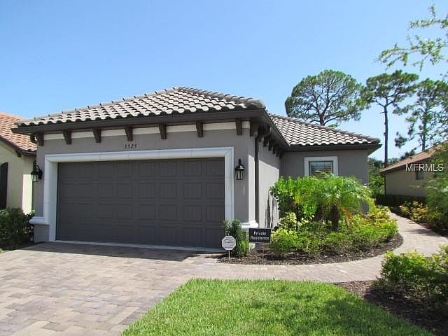 1st image of 5525 Sentiero Dr
