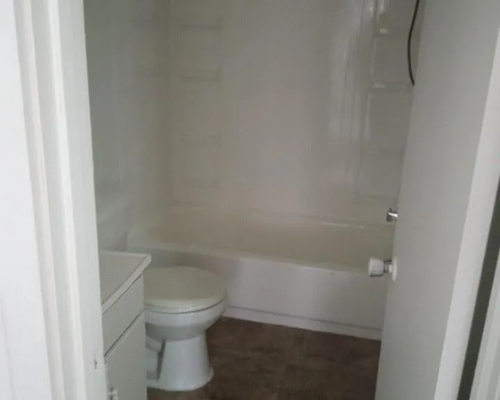 1641 Brooke Park Dr — Photo 2