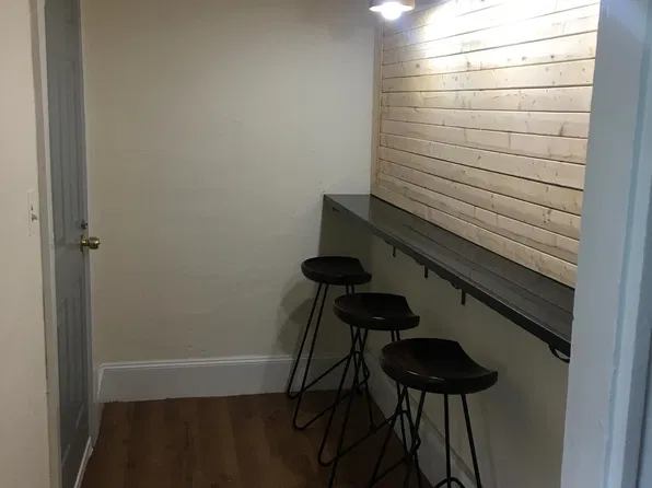 22 Vine St APT 3, Haverhill, MA 01830