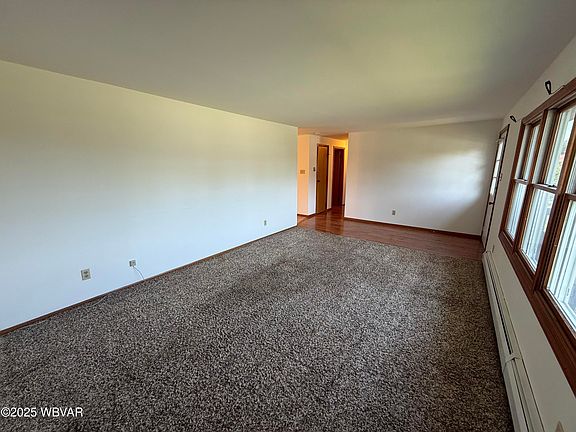 3rd image of 309 W Keller St