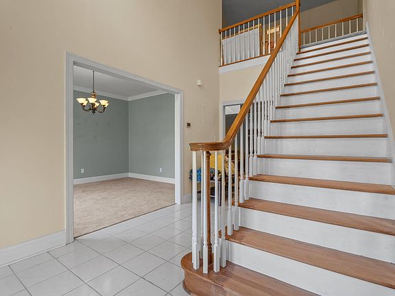 2nd image of 1005 Downing Way Ct