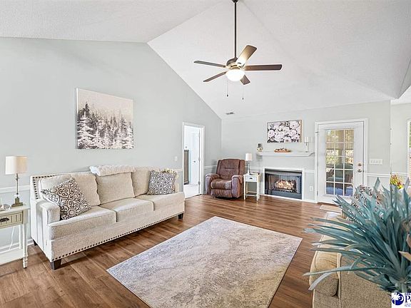 4th image of 3215 Strada Gianna