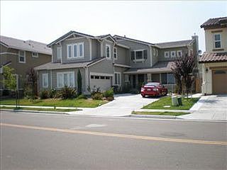 1st image of 811 Village Ave
