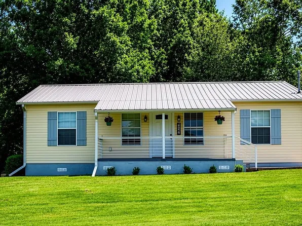 424 Galilee Rd, Hallsville, TX 75650