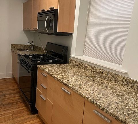 2nd image of 4617 N Dover St APT Ge