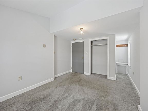 5th image of 117 E Miner St APT A